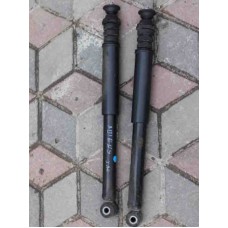 Амортизатори задние  Nissan Note
